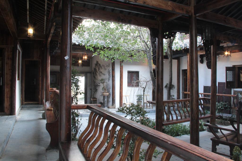 Apartamento Old Street Courtyard Montes Huang Exterior foto